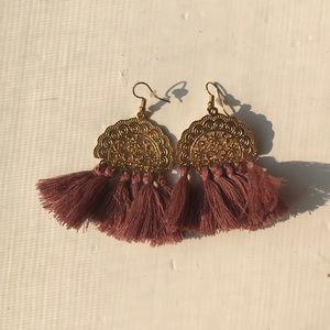 NWOT Tassel earrings